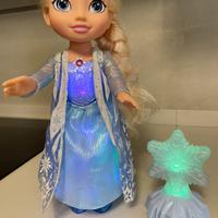 Frozen Elsa Luci del Nord canta e si illumina
