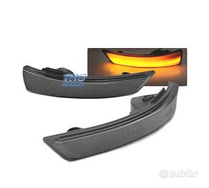 FRECCIE DINAMICHE A LED PER SPECCHI RETROVISORI PE