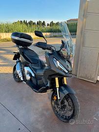 Honda X-ADV 750  anno 2024