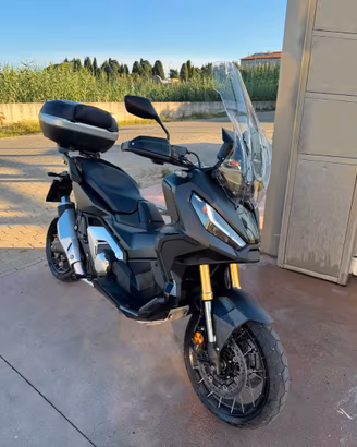Honda X-ADV 750  anno 2024