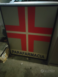 Insegna: "PARAFARMACIA"