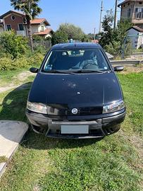 Fiat punto del 2001 pochi km.