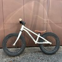 Early rider runner 14 trail