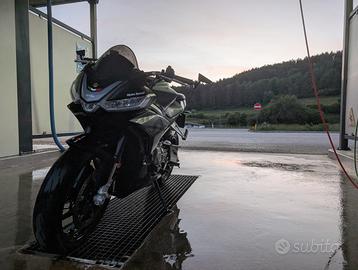 Aprilia Tuono 660 (2024) - Rush Grey