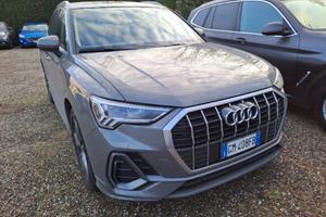 AUDI Q3 35 TDI S tronic S line edition
