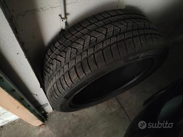DUE PNEUMATICI PIRELLI SCORPION WINTER 275/45 R21