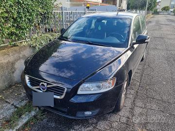 volvo in condizioni discreta 