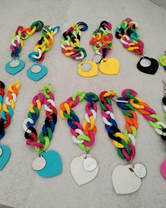N. 12 Bracciali il plastica colorati