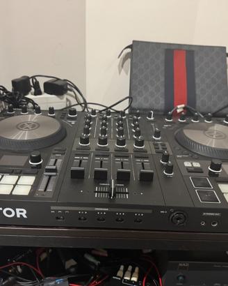 Traktor s4 mk3