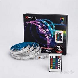 Striscia LED RGB 3m Telecomando Alimentatore