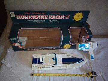 Splendido YACHT radiocomandato HURRICANE RACER II