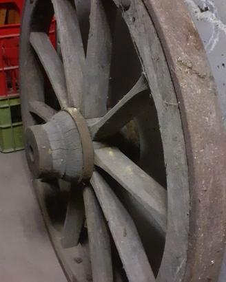 RUOTA CARRO ANTICO