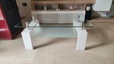 tavolino divano buone condizioni 25€