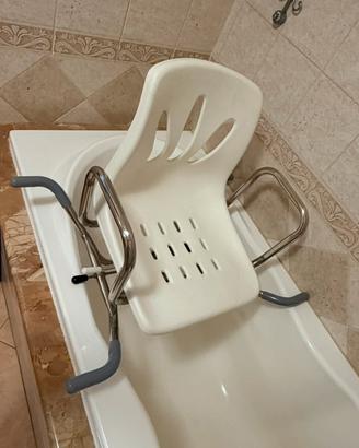 Sedia girevole per vasca da bagno