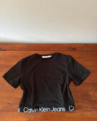 top nero con banda Brand