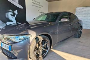 Alfa Romeo Giulia 2.0 t Veloce Q4 280cv auto