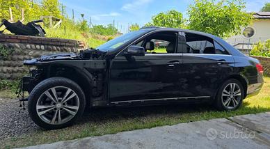 2014 Mercedes W212 ,E250CDi  Per Pezzi di Ricambi