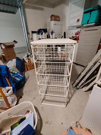 cassettiera a cesto Ikea 