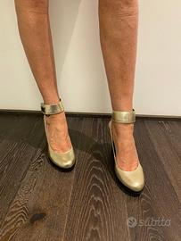 Scarpe dorate United Nude