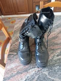 anfibi da donna