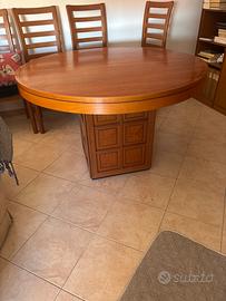 Tavolo allungabile  in vero legno