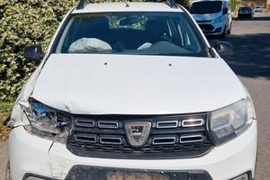 Dacia Stepway incidentata