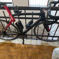Bici da corsa pinarello f8