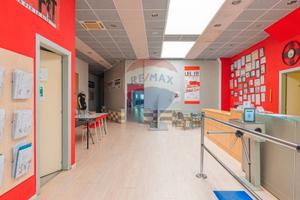 Locale commerciale Palestra