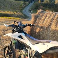Smembro Husqvarna SM 125 2011 LEGGERE DESCRIZIONE