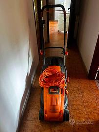 Tagliaerba elettrico LawnMaster con prolunga