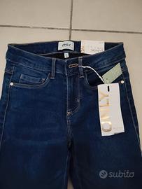 jeans elasticizzato nuovo marca Only xs 