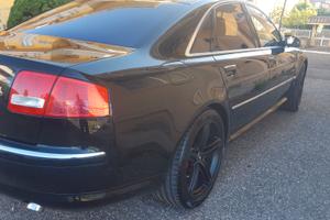 Audi A8L  Motore V8 - 4.2 TDI 148.000KM-UNICA
