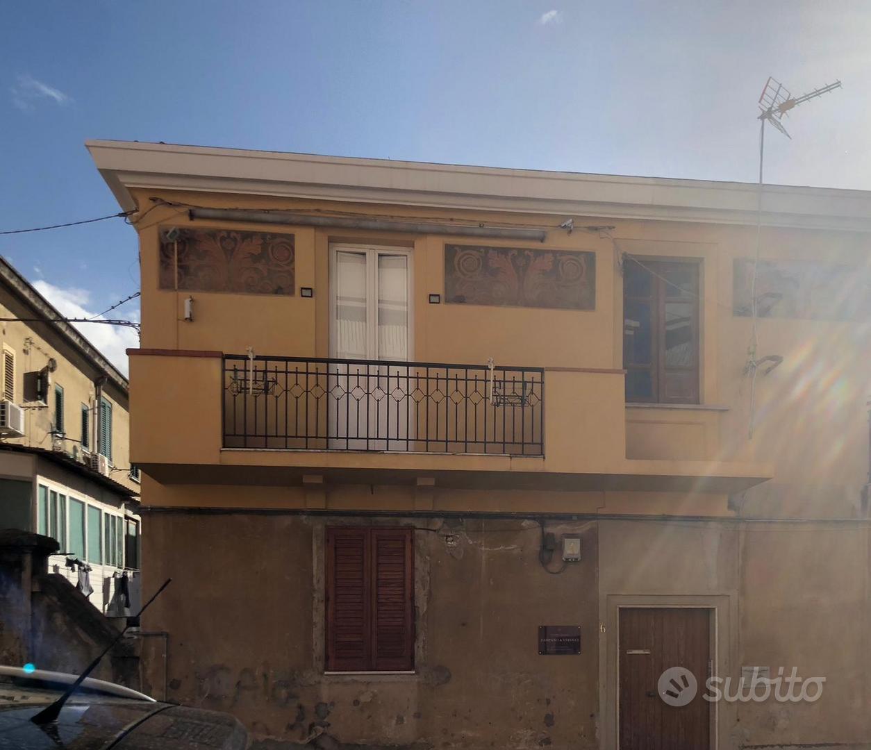 IMMOBILE DI 43 MQ- CENTRO STORICO. - Appartamenti In vendita a Reggio ...