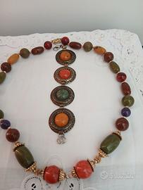 Collana colorata e bracciale bigotteria