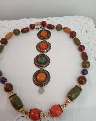 Collana colorata e bracciale bigotteria
