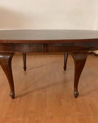 Tavolo ovale