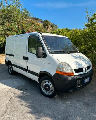 Furgone Renault Master anno 2004