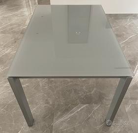 Tavolo in vetro + sedie Calligaris