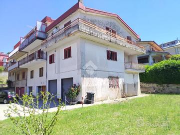 6 LOCALI A MANOCALZATI