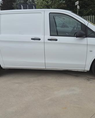 MERCEDES VITO 114 CDI  EURO 6D TEMP