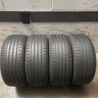 Gomme 225/45/17