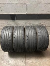 Gomme 225/45/17
