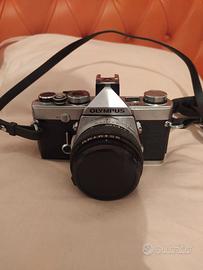 macchina fotografica OLYMPUS OM-1