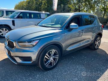 Volvo XC40 T4 Geartronic Momentum