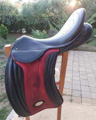 Sella equitazione dressage