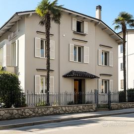 Villa con corte privata e garage, zona Gramsci