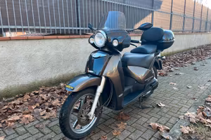 Aprilia scarabeo 250