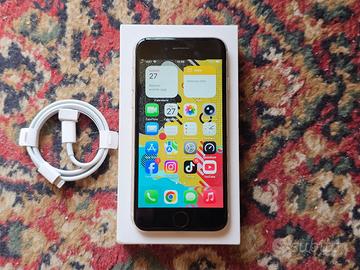 Apple iPhone SE 2022