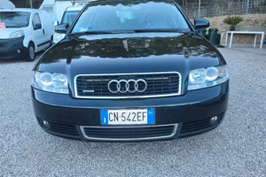 Audi A4 2.5 V6 TDI 180 cv Anno 2004