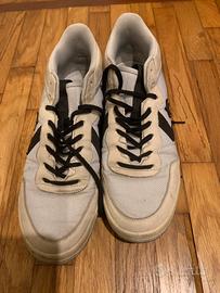 Converse breakfast medium basket